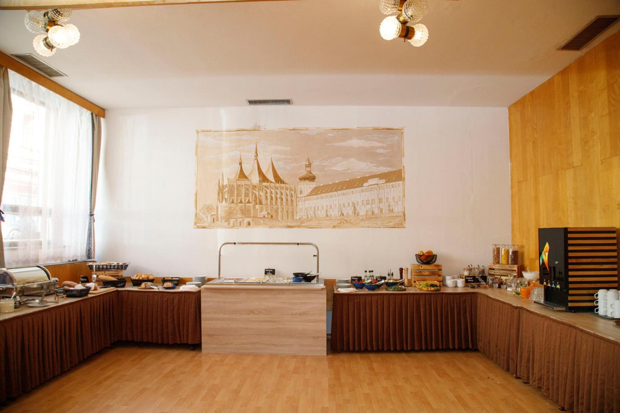 Lh Hotel Medinek Old Town Kutná Hora Eksteriør billede