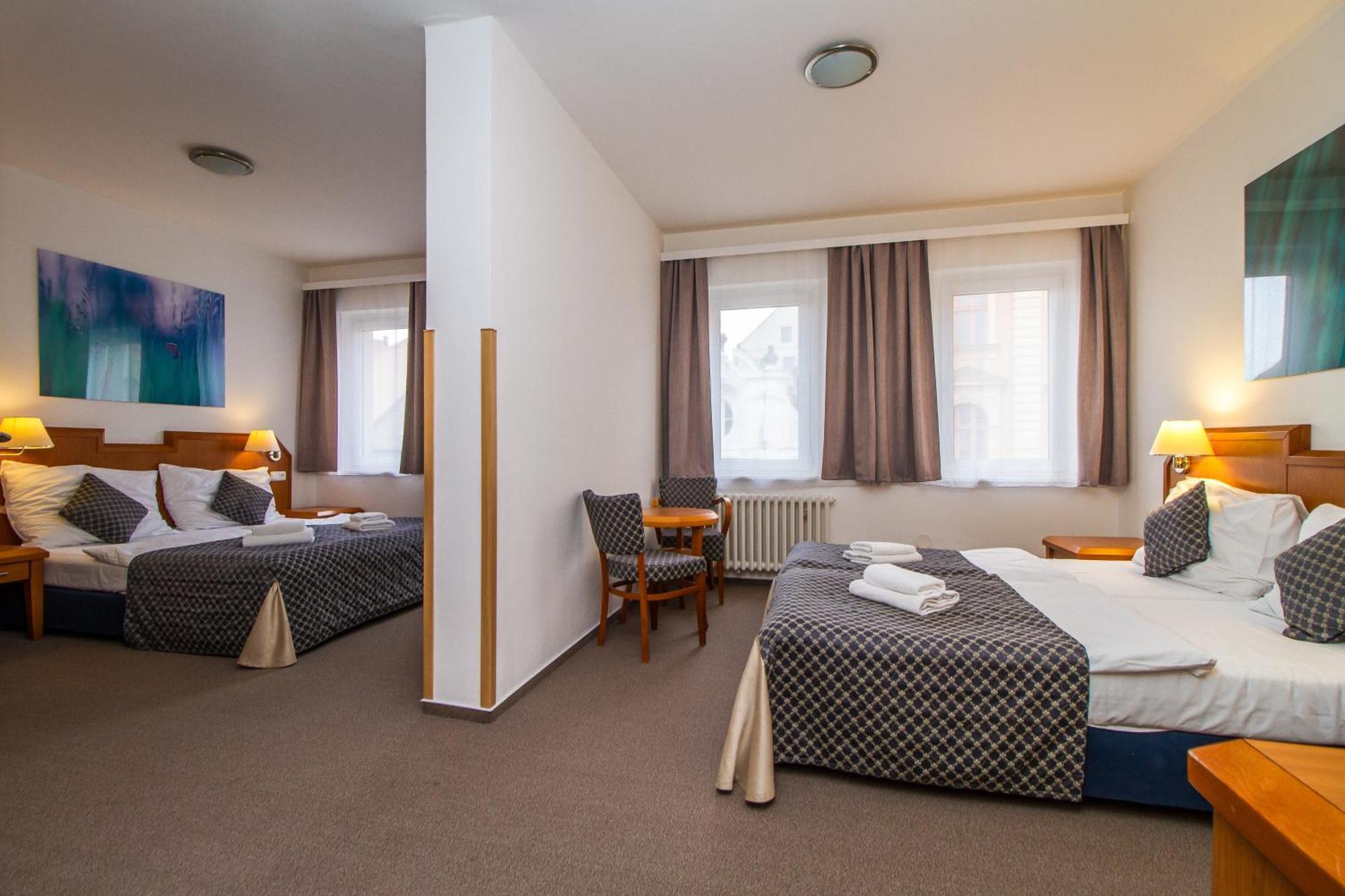 Lh Hotel Medinek Old Town Kutná Hora Eksteriør billede