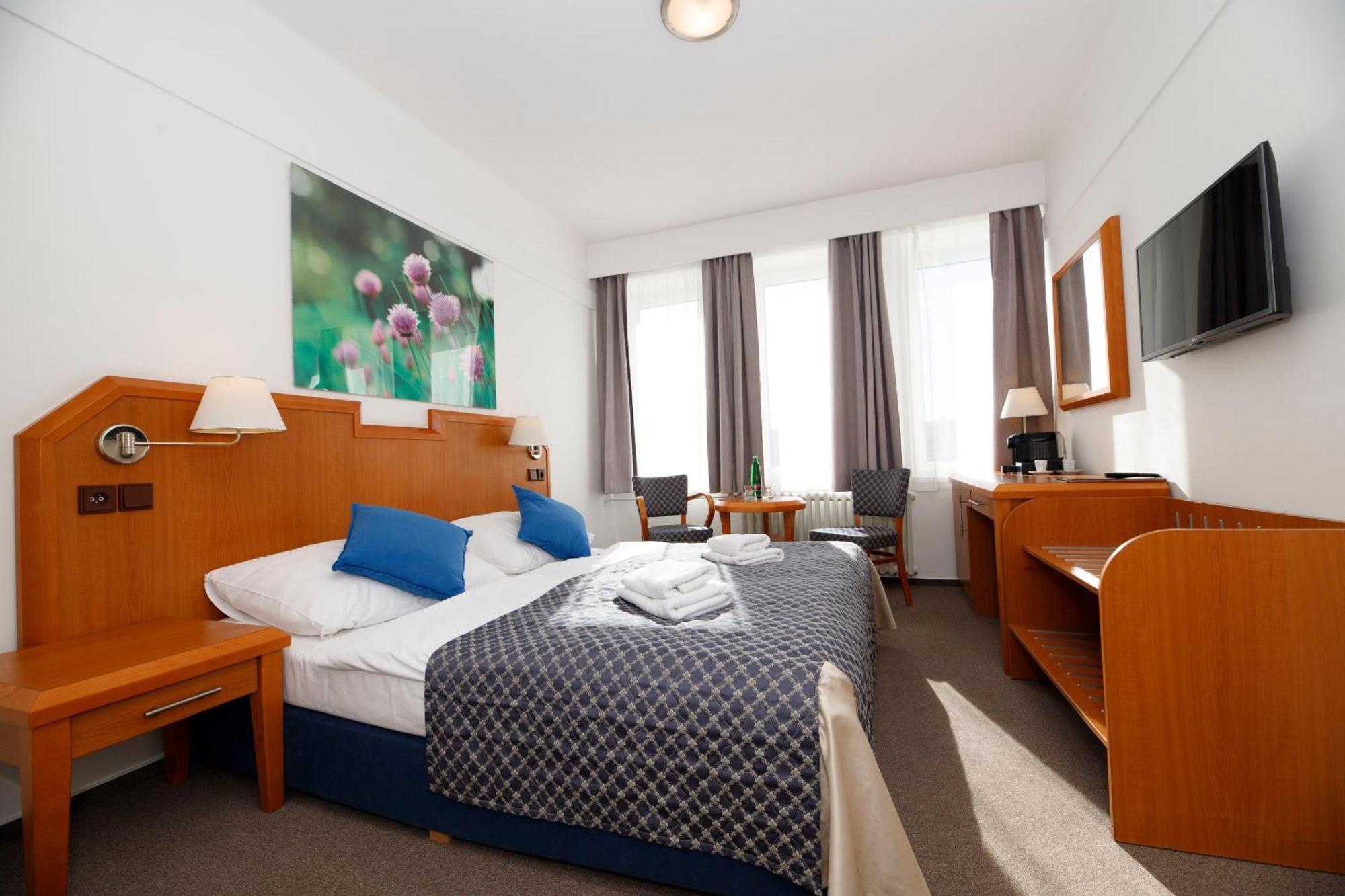 Lh Hotel Medinek Old Town Kutná Hora Eksteriør billede