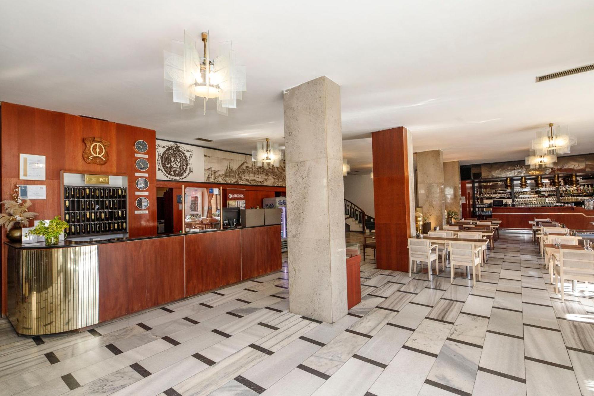 Lh Hotel Medinek Old Town Kutná Hora Eksteriør billede