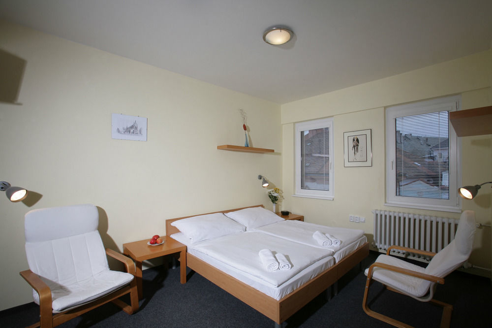 Lh Hotel Medinek Old Town Kutná Hora Eksteriør billede