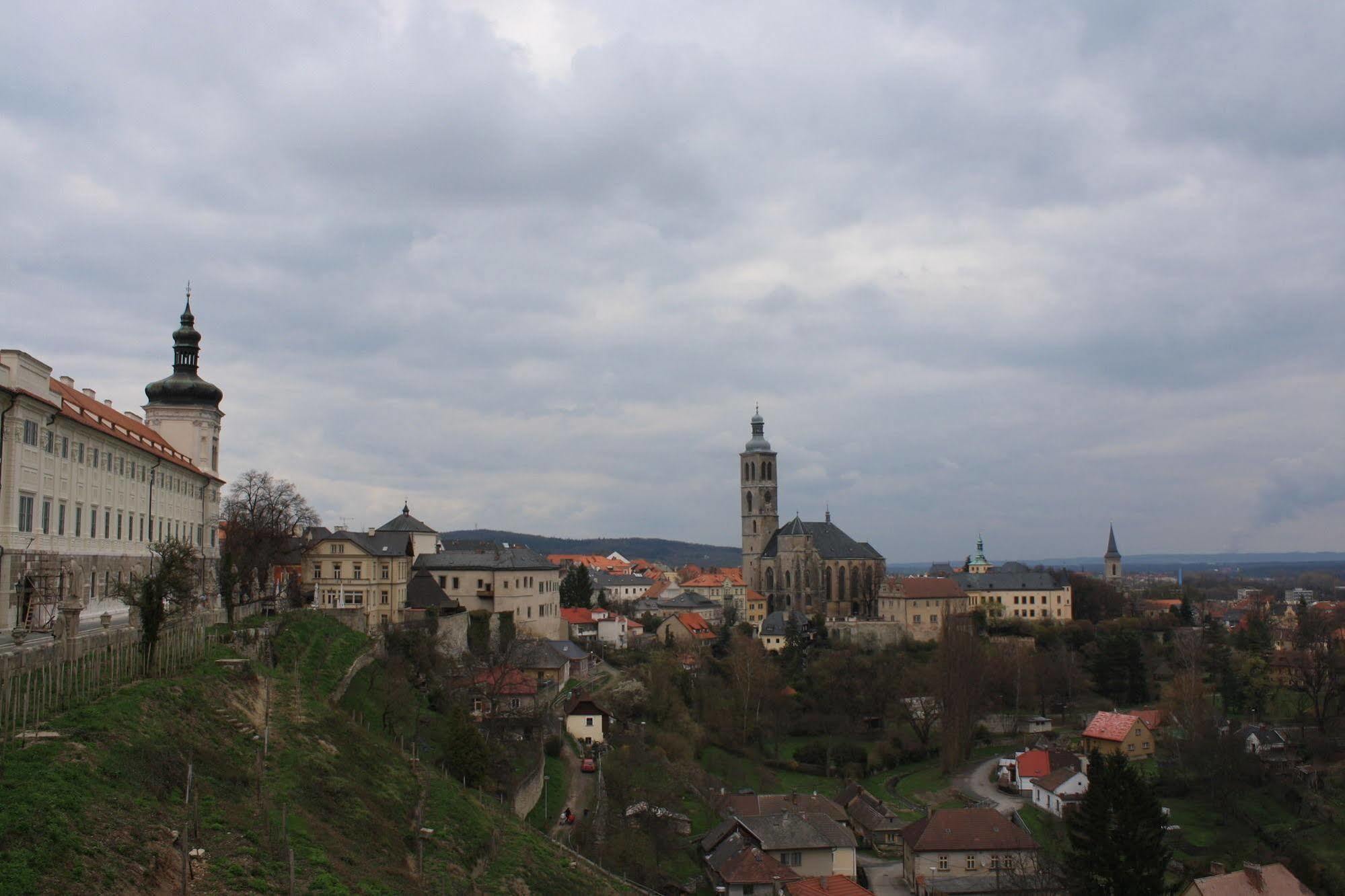 Lh Hotel Medinek Old Town Kutná Hora Eksteriør billede
