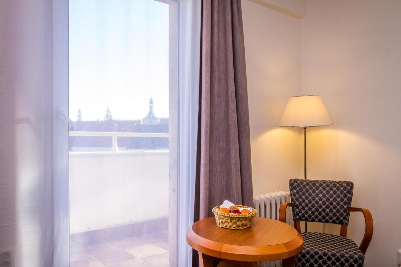 Lh Hotel Medinek Old Town Kutná Hora Eksteriør billede