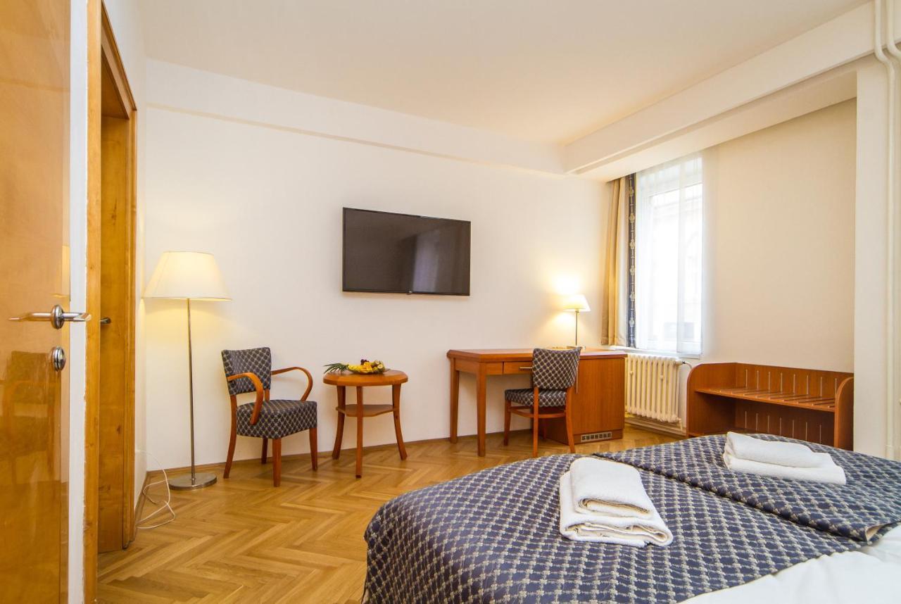 Lh Hotel Medinek Old Town Kutná Hora Eksteriør billede